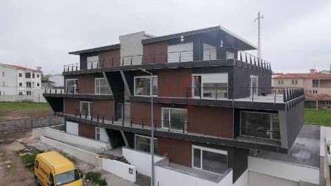 Apartamento T3 no Centro de Freamunde, Paços de Ferreira