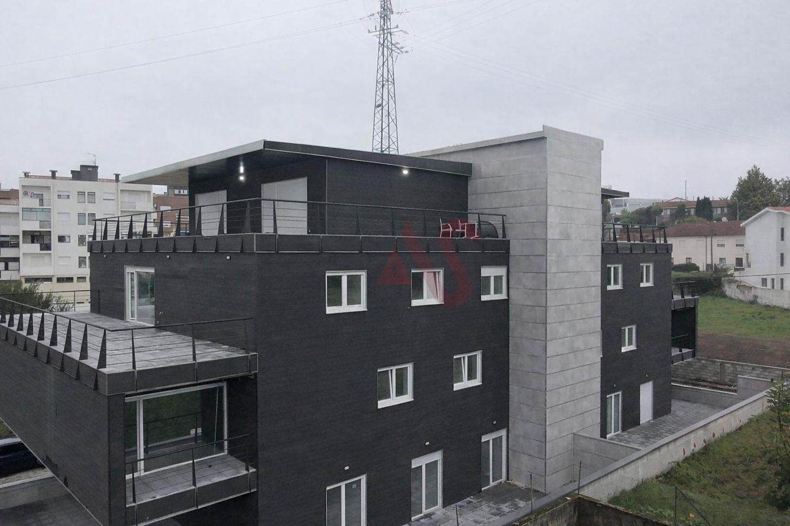 Apartamento T3 no Centro de Freamunde, Paços de Ferreira