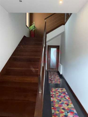 Edifício para Comércio e Habitação em Vila Cova da Lixa, Felgueiras