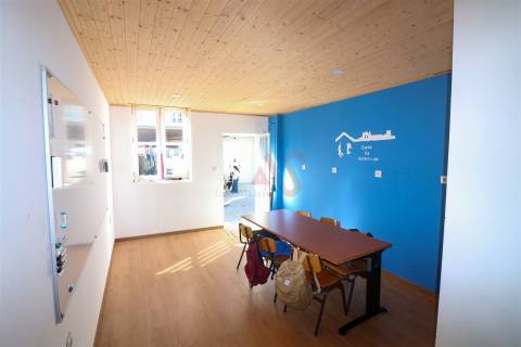 Prédio para remodelar ALTA TAXA DE RENTABILIDADE no centro histórico de Guimarães