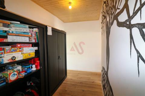 Prédio para remodelar ALTA TAXA DE RENTABILIDADE no centro histórico de Guimarães