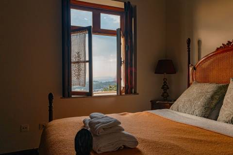 Exclusiva Propriedade Histórica na Encosta do Bom Jesus – Braga