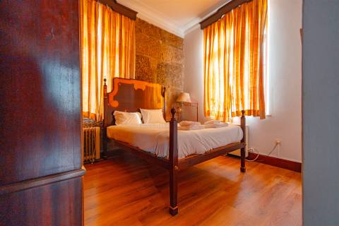 Exclusiva Propriedade Histórica na Encosta do Bom Jesus – Braga