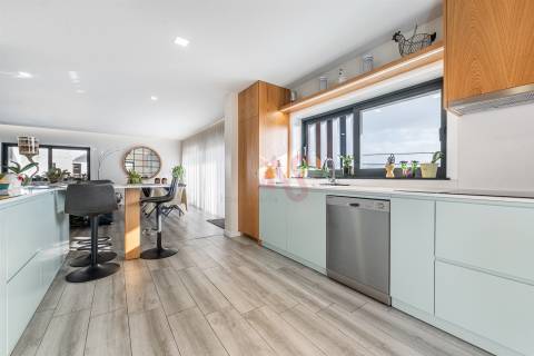 Moradia T3 Térrea Seminova no Centro de Vila Verde