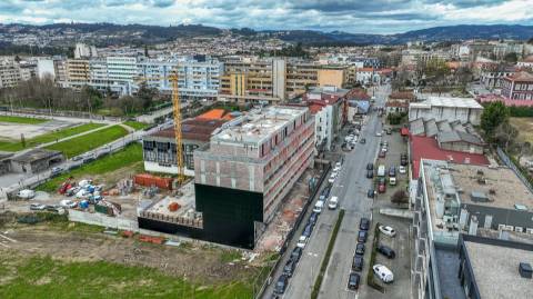 Apartamento T3 em construção no empreendimento Vila Mauri em Felgueiras