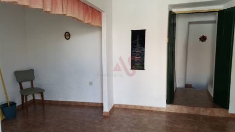 Moradia de bairro em Barrancos, Beja