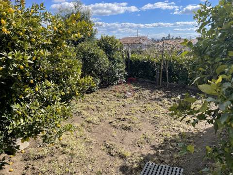 Moradia Geminada T3 em Lagares, Felgueiras