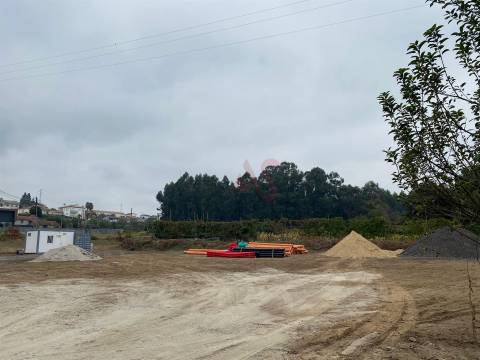 Terreno de Construção com 3.864 m2 em Nogueira , Lousada