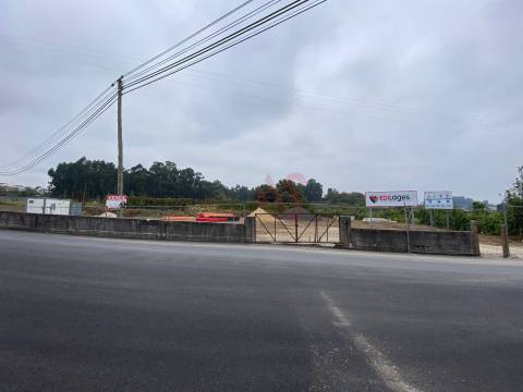 Terreno de Construção com 3.864 m2 em Nogueira , Lousada