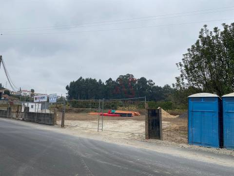 Terreno de Construção com 3.864 m2 em Nogueira , Lousada