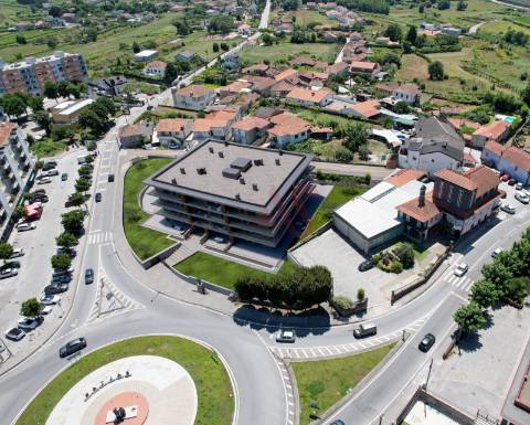 Apartamento T3 de Luxo no Condomínio Fechado Baltar Villas em Baltar, Paredes