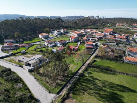 Terreno para Construção com 2.174m² em Monte Córdova, Santo Tirso
