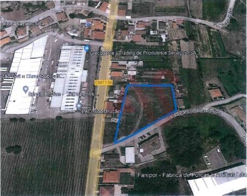 Conjunto de 4 Lotes para Construção com 4.165,28 m² em Nespereira, Lousada