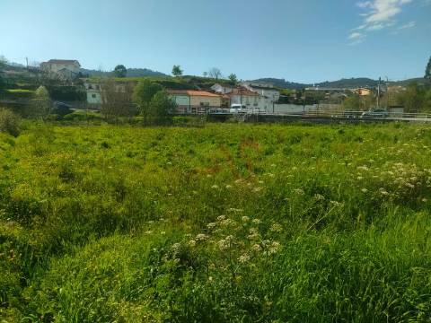 Terreno Rústico com 4.049,24 m² em Nevogilde, Lousada