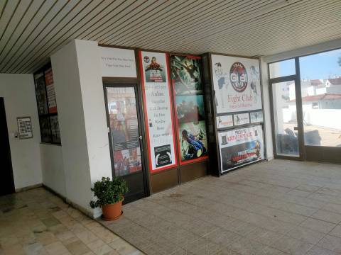 Loja de 29,65 m² no Edifício Varandas do Mar em Albufeira