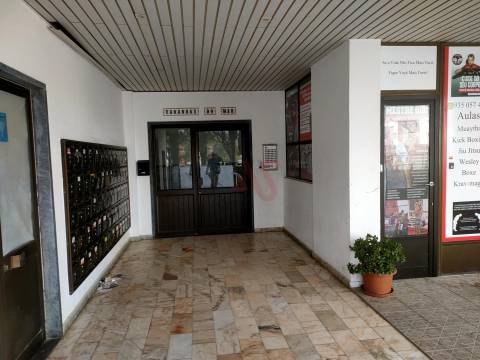 Loja de 29,65 m² no Edifício Varandas do Mar em Albufeira