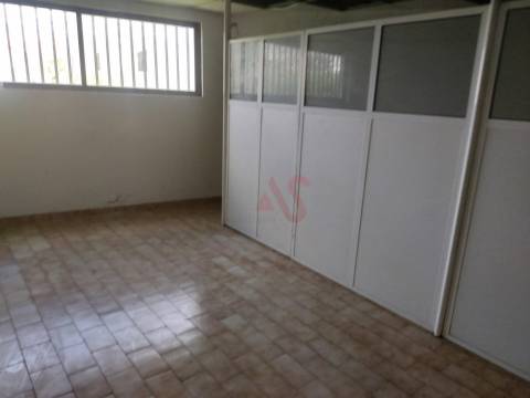 Loja de 49 m² no Edifício Varandas do Mar em Albufeira