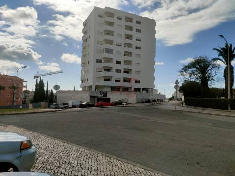 Loja de 35 m² no Edifício Varandas do Mar em Albufeira