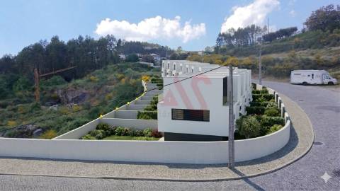 Terreno para construção com 3.850 m2 em Figueiras e Covas, Lousada