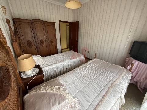 Moradia T6 com piscina em Lordelo, Guimarães