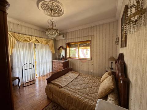 Moradia T6 com piscina em Lordelo, Guimarães