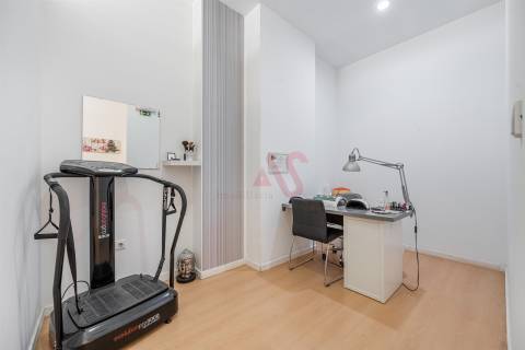 Trespasse de Gabinete de Estética com 59,40 m² no Centro de Vizela