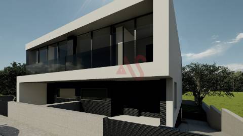 Terreno com 360m² e Projeto Aprovado em Vilela, Paredes