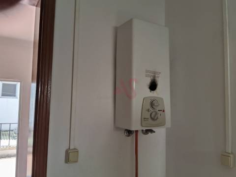 Moradia T2 Térrea para Restaurar na cidade de Moura