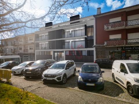Apartamento T2 Recuado no Edifício SPLENDOR – Felgueiras