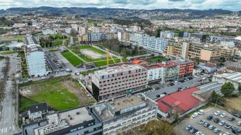 Loja Comercial com 97.50 m² no Empreendimento Vila Mauri – Felgueiras