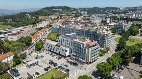 Loja para Arrendamento com 45,60 m² – Braga (São Vicente)