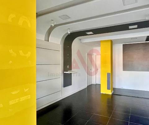 Loja para Arrendamento com 45,60 m² – Braga (São Vicente)