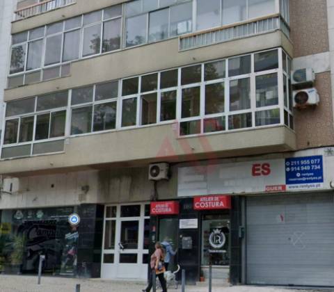 Loja Comercial com 525 m² na Avenida do Brasil, Lisboa