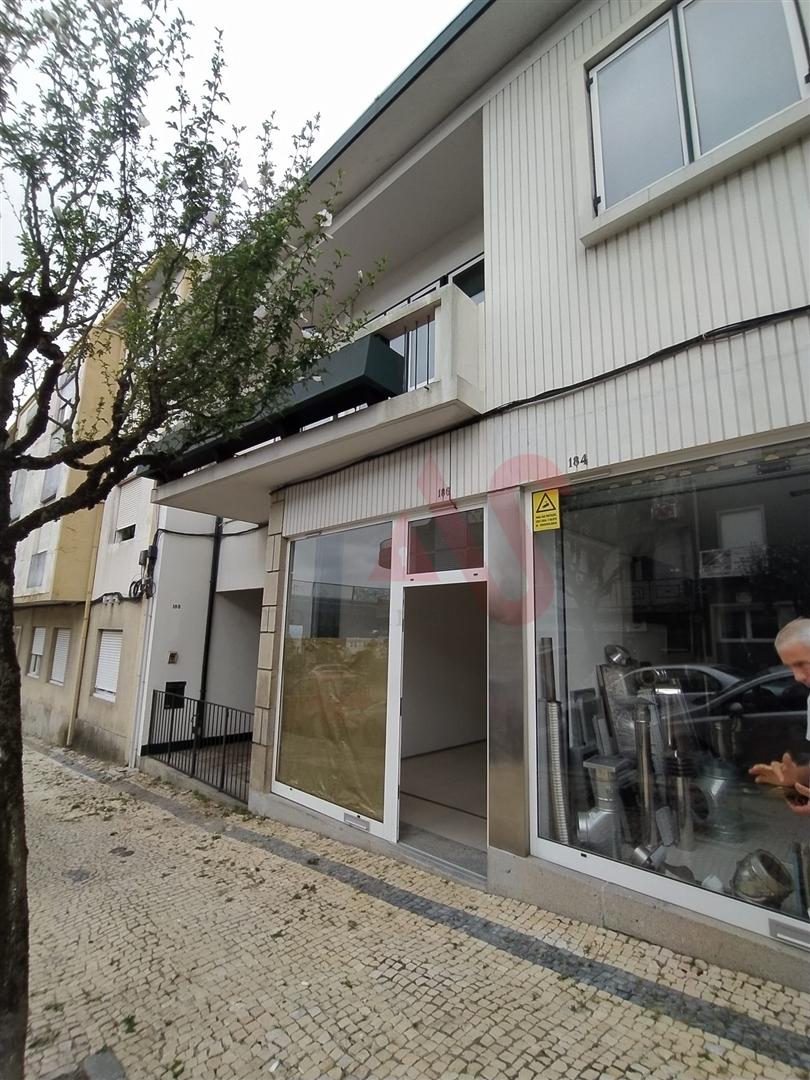 Loja para Arrendamento com 50 m² em Braga (São Vicente)