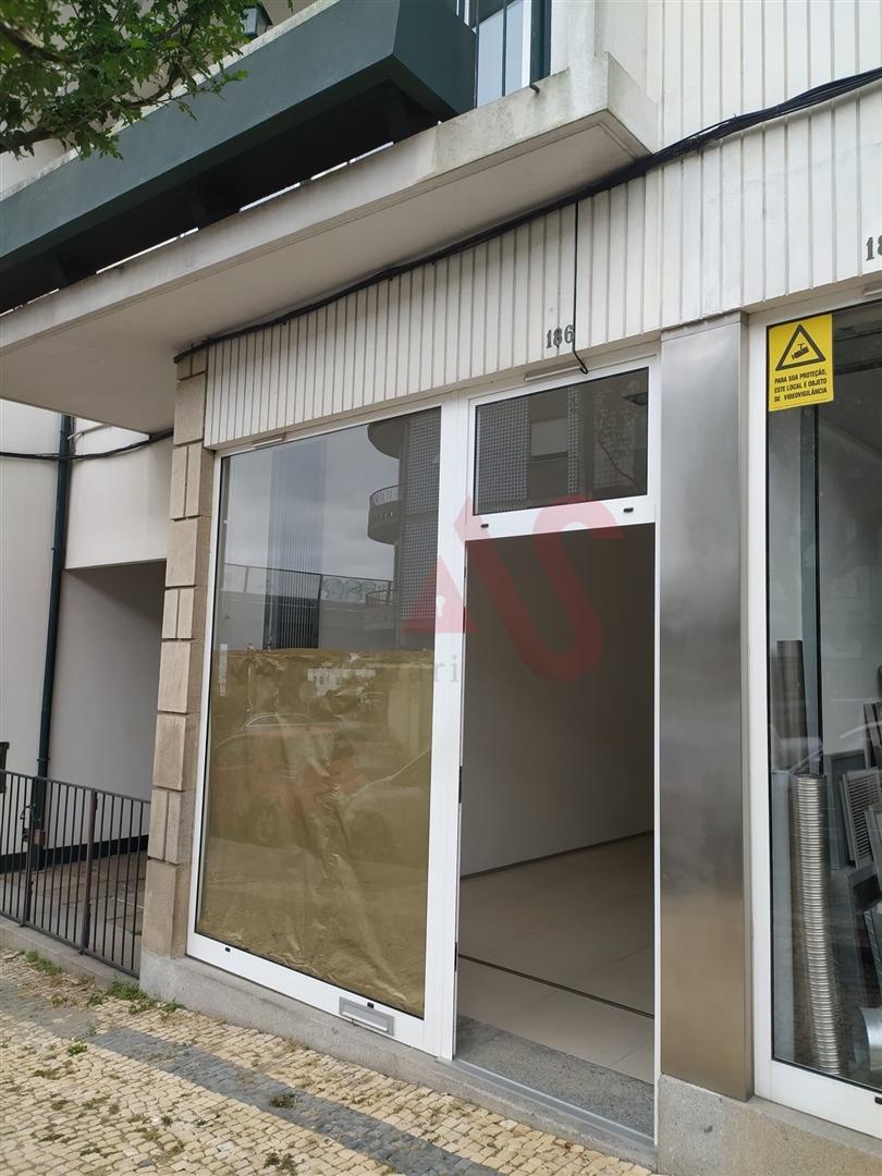 Loja para Arrendamento com 50 m² em Braga (São Vicente)