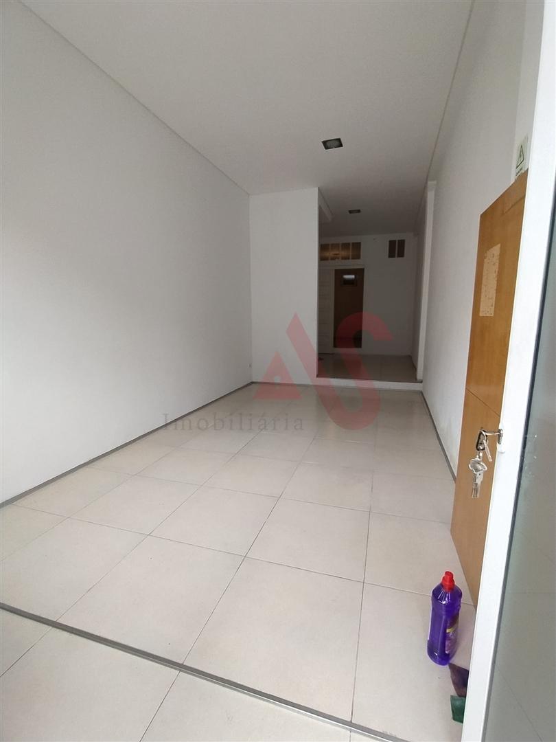 Loja para Arrendamento com 50 m² em Braga (São Vicente)