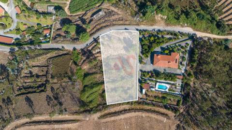 Terreno Rústico com 3.250 m² com Projeto Aprovado em Idães, Felgueiras