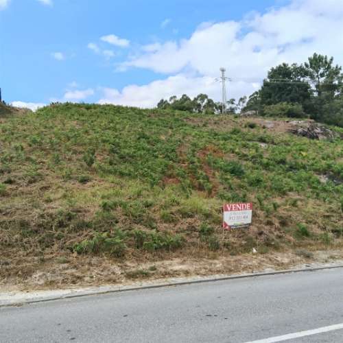 Terreno Rústico Urbanizável com 3.834 m² em Silvares (S. Martinho), Fafe