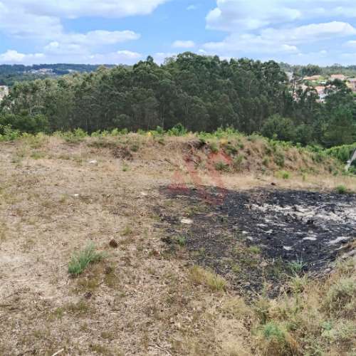 Terreno Rústico Urbanizável com 3.834 m² em Silvares (S. Martinho), Fafe