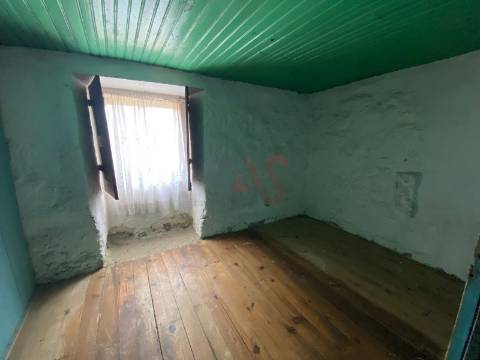 Quinta com 28.721,36 m² em Silvares, Lousada