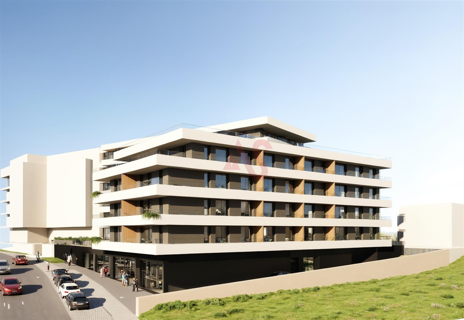 Espaço Comercial em Construção no Centro de Freamunde