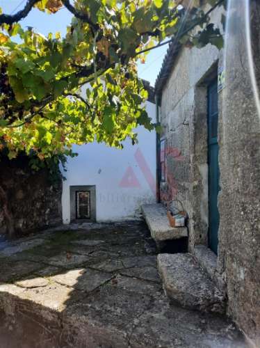 Quinta Histórica do século XIX com 8,4 ha em Roriz – Santo Tirso