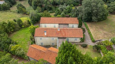 Quinta da Azenha – Encanto Rural em Lustosa, Lousada