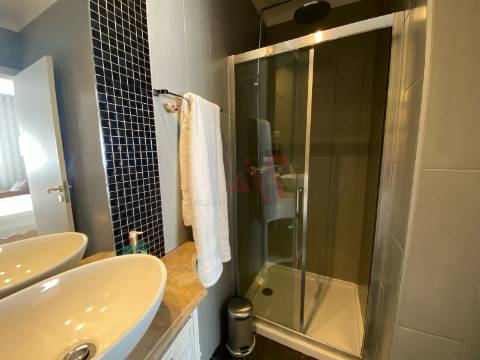 Apartamento T1 na 2ª linha do mar em Lec&#807;a de Palmeira