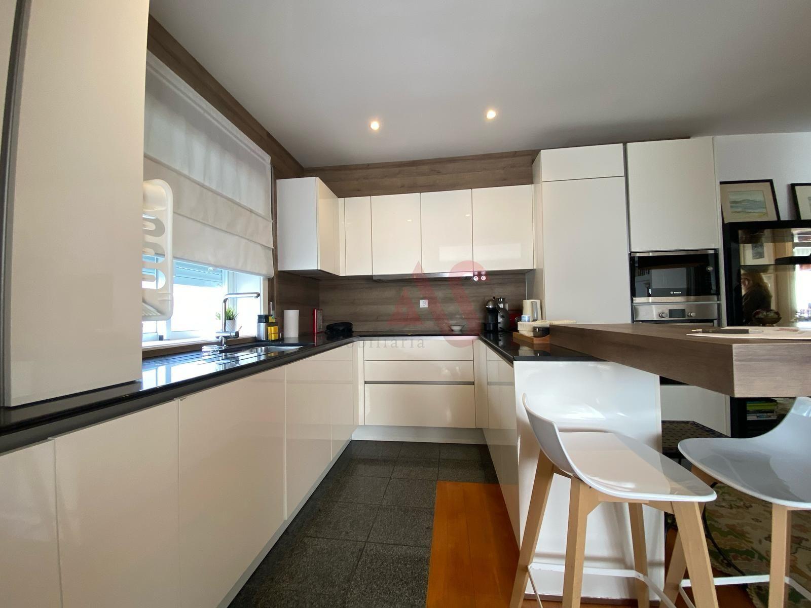 Apartamento T1 na 2ª linha do mar em Leça de Palmeira