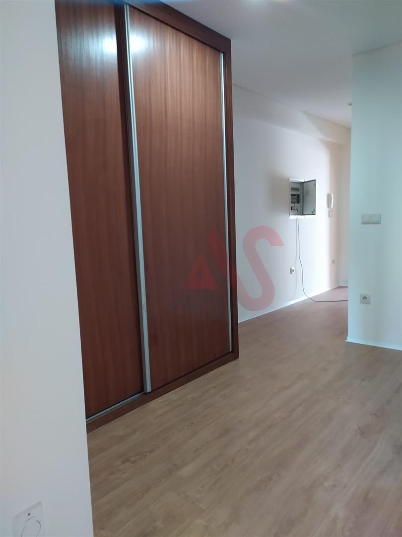 Apartamento T2 para Arrendamento – São Vicente, Braga