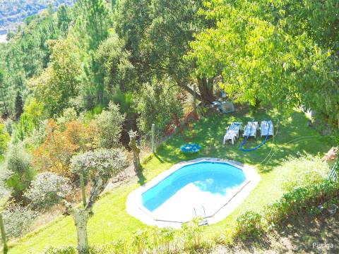 Quinta com Piscina - T4, em Marco de Canaveses