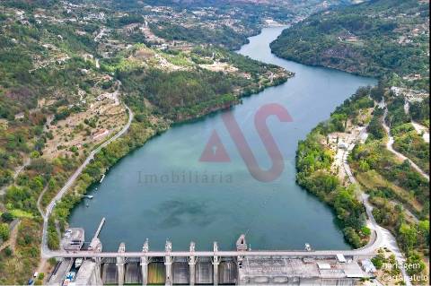 Quinta com Piscina - T4, em Marco de Canaveses