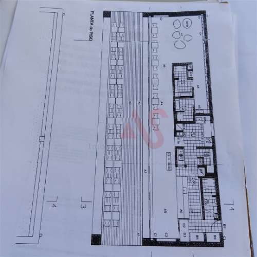 Bar de Luxo com Campo de Ténis na Praia da Rocha em Portimão