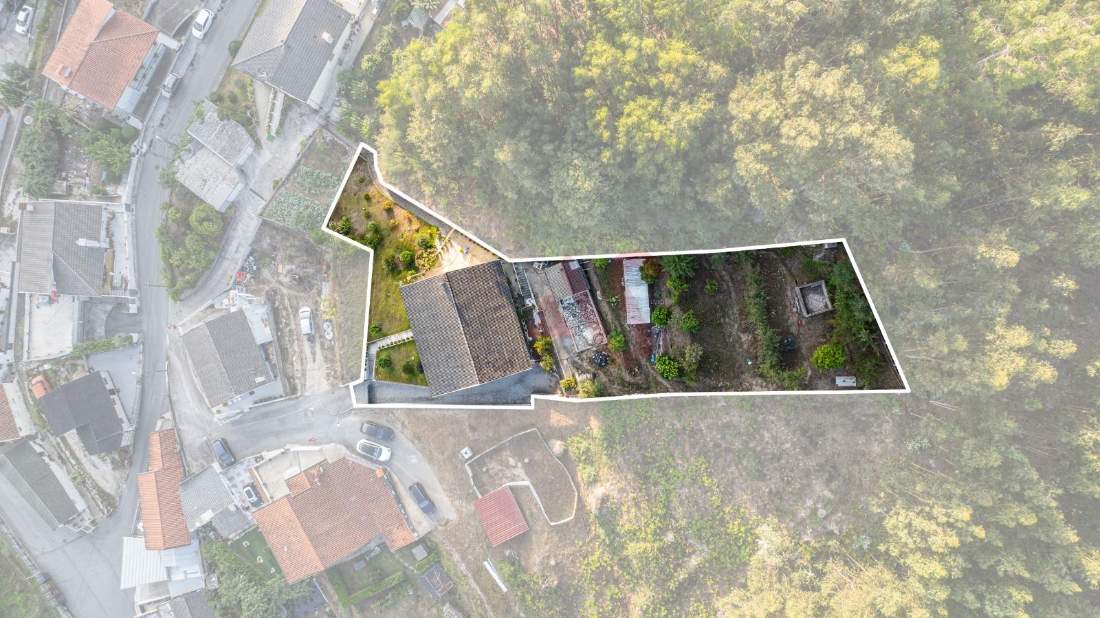 Moradia T3 com Terreno de 1.000 m² em São Faustino, Guimarães